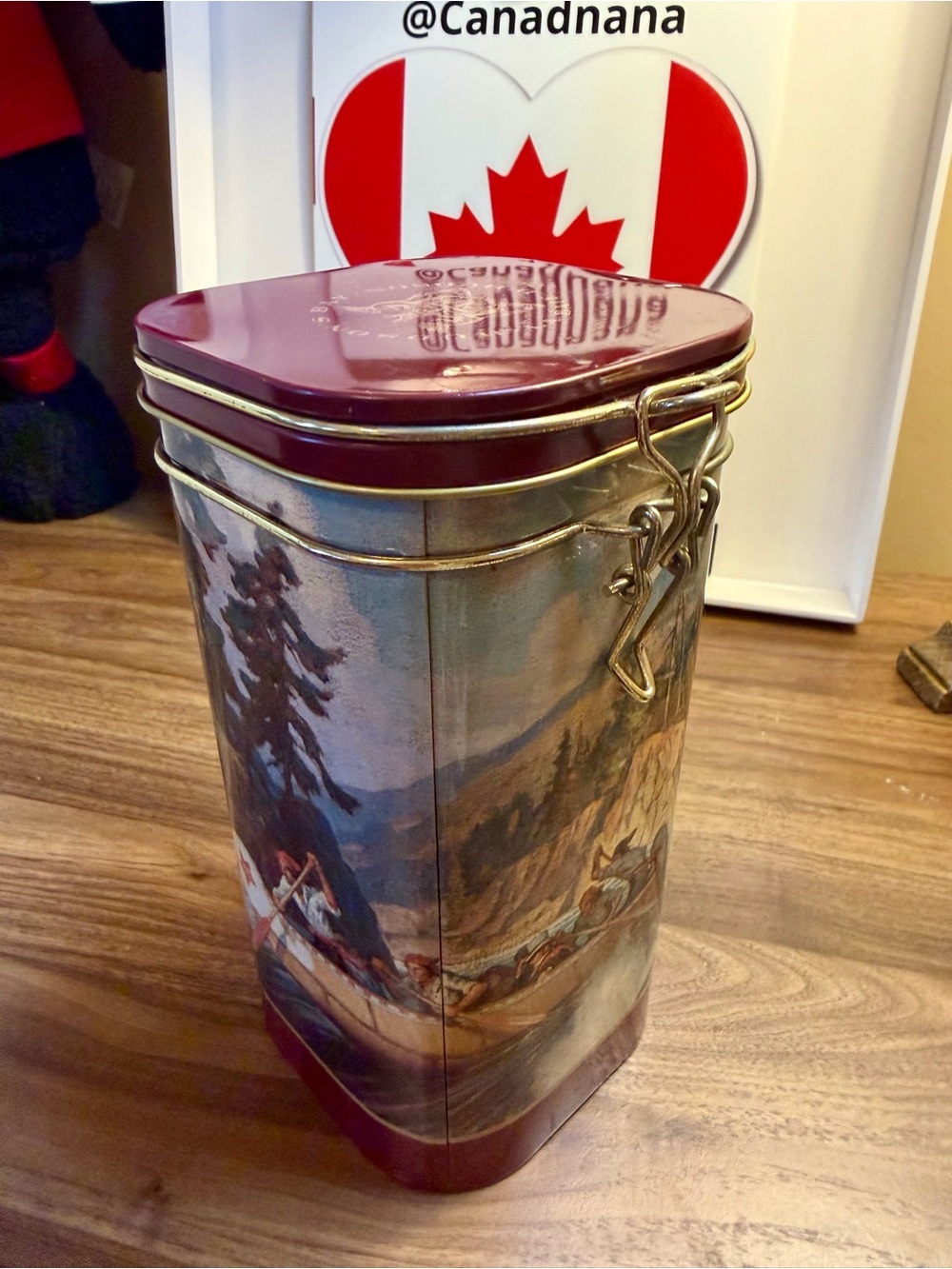 Hudson's Bay Company Heirloom Tea Tin -Rare!